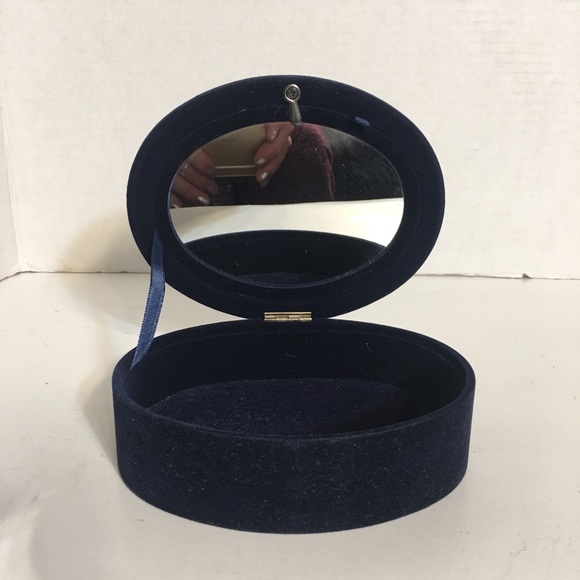 Pretty Picture Frame Jewelry Box! - Picture 3 of 9